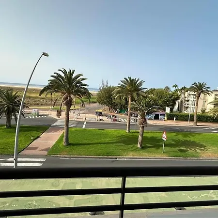 Apartamento Centrico Y A 300m De La Playa Appartement